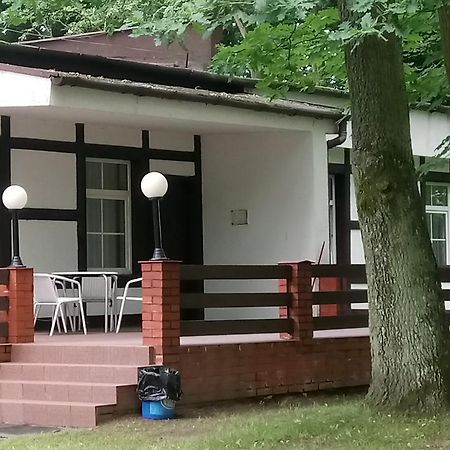 Hostel Dworek Osiecki Koral Osieki  Exterior photo